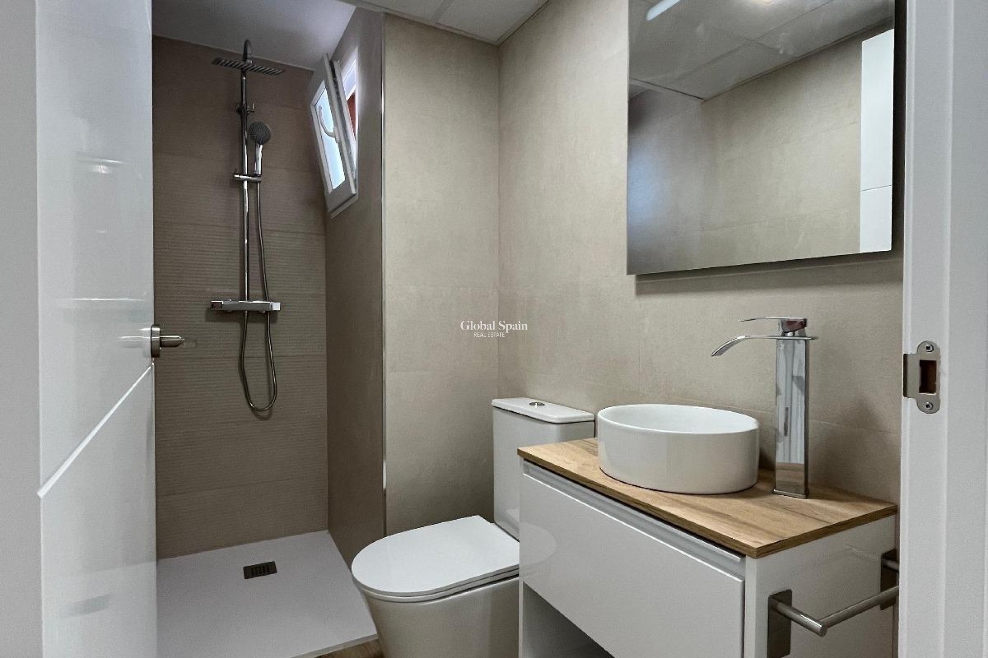 Resale - APARTMENT -
TORREVIEJA - La Mata