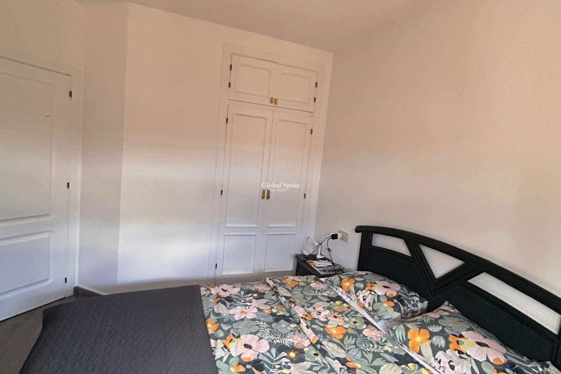 Resale - APARTMENT -
TORREVIEJA - La Mata