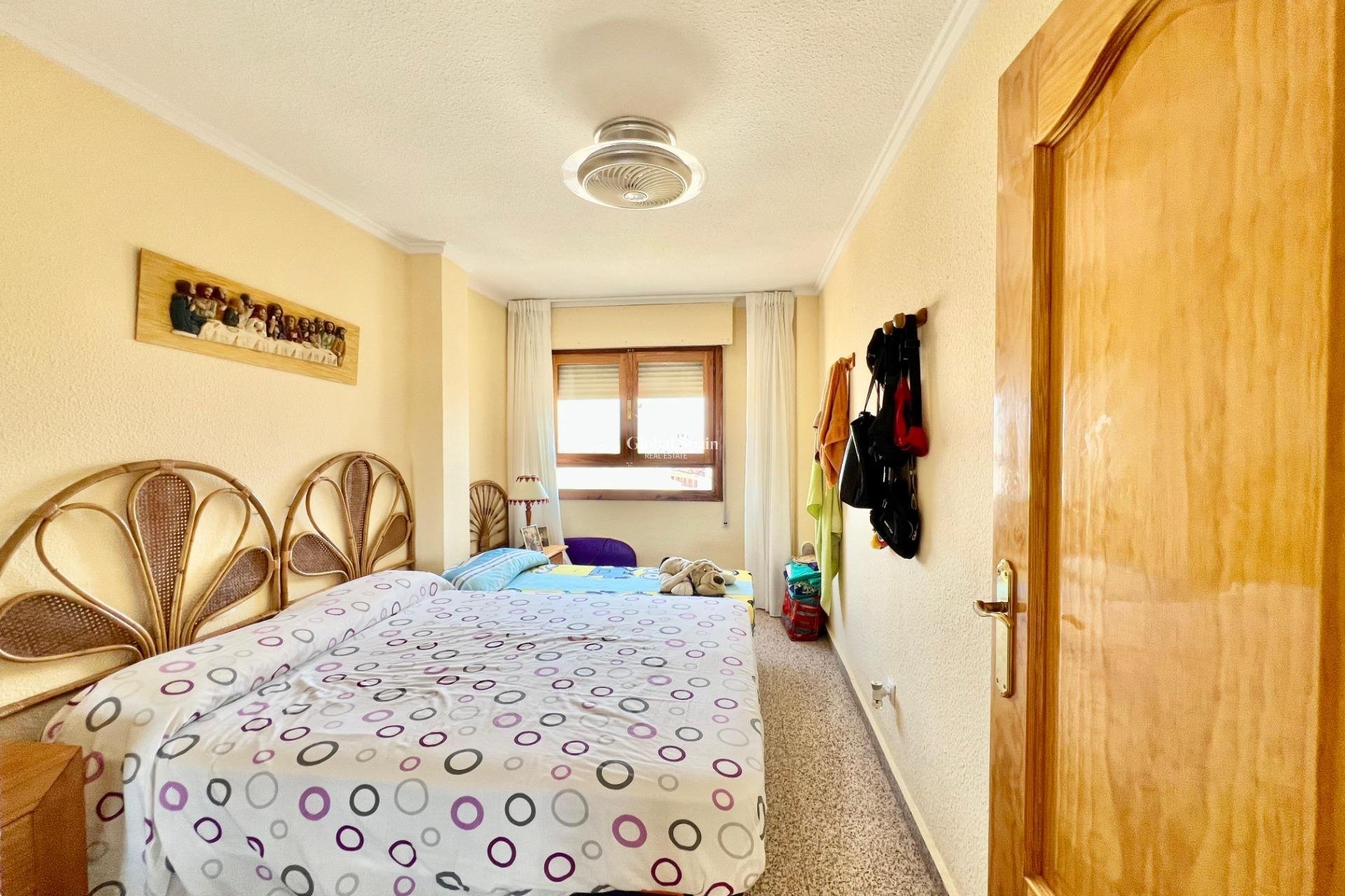 Resale - APARTMENT -
TORREVIEJA - La Mata