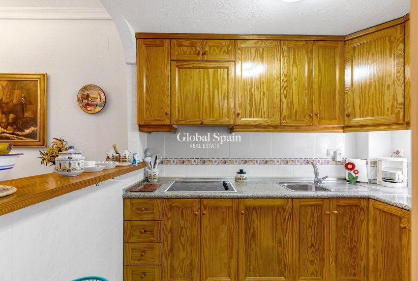 Resale - APARTMENT -
TORREVIEJA - La Mata