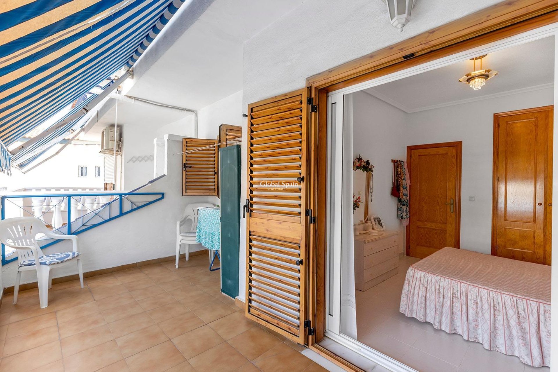 Resale - APARTMENT -
TORREVIEJA - La Mata