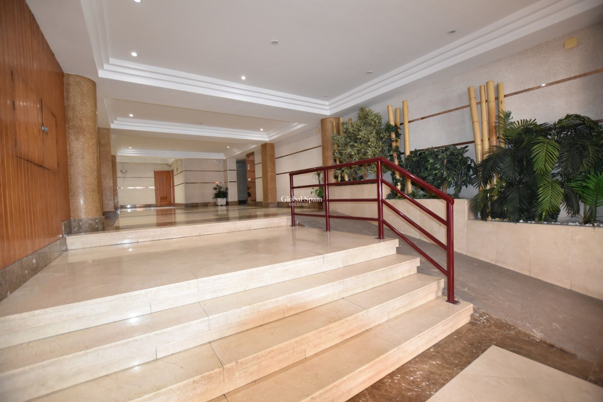 Resale - Apartment -
TORREVIEJA - La Mata