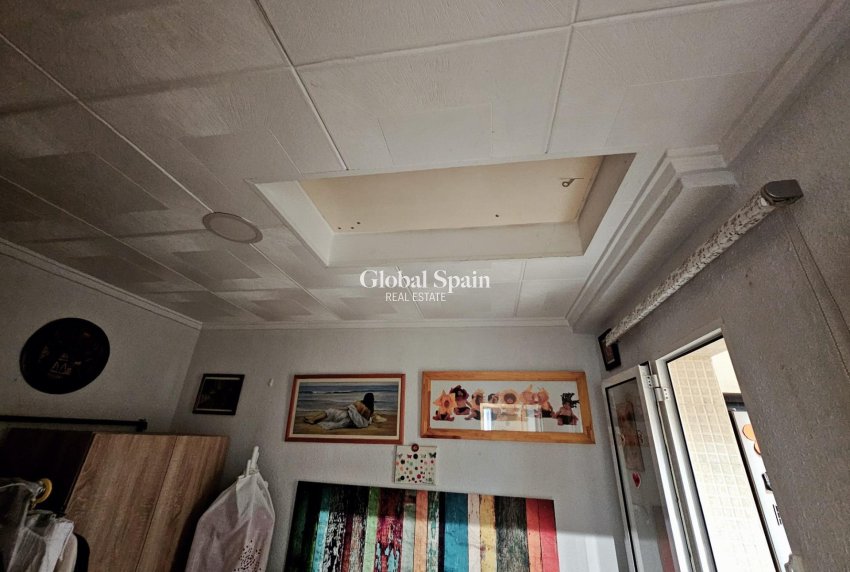 Resale - APARTMENT -
TORREVIEJA - La Siesta - El Salado - Torreta