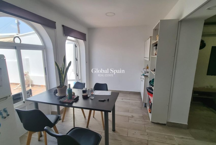 Resale - APARTMENT -
TORREVIEJA - La Siesta - El Salado - Torreta