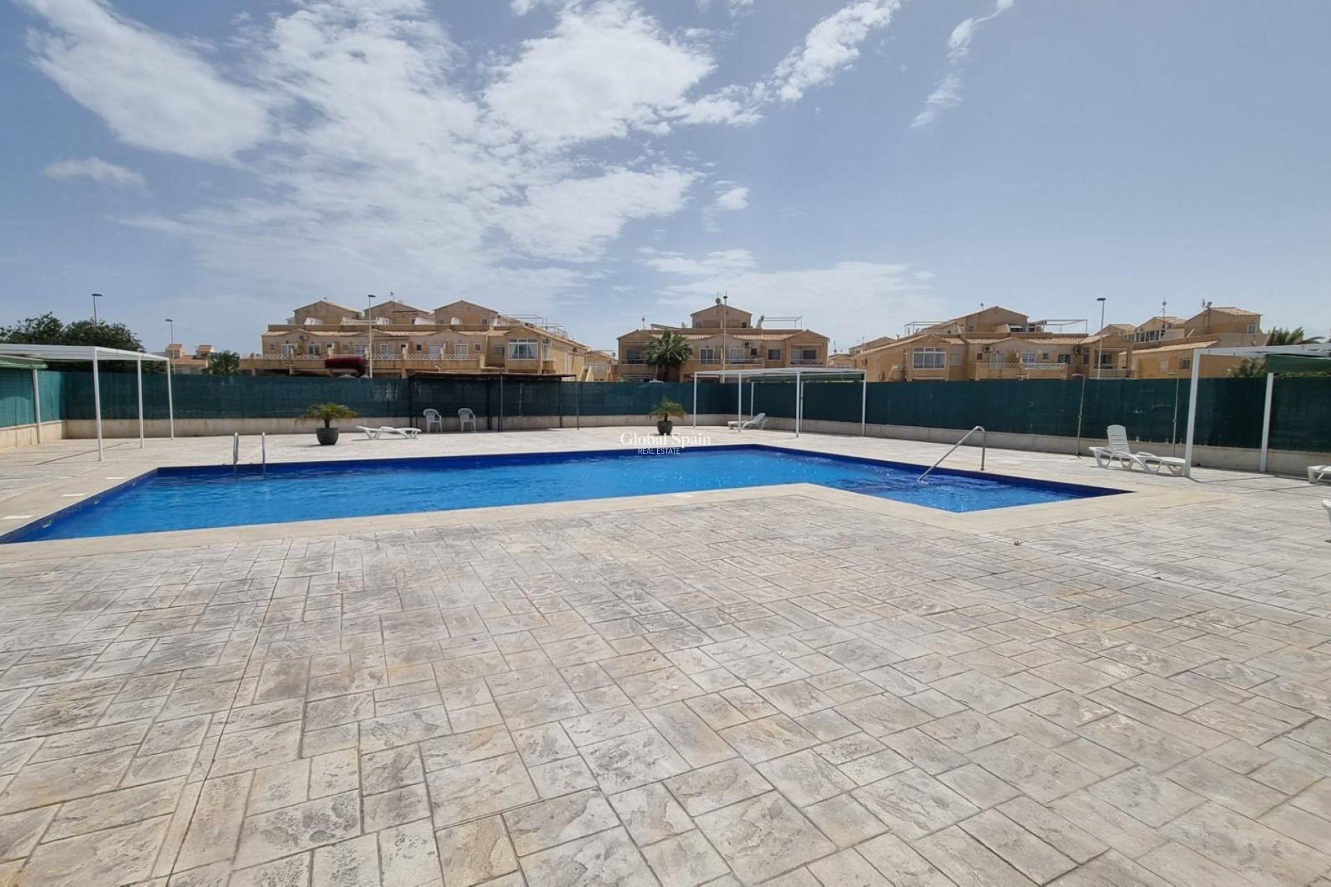 Resale - APARTMENT -
TORREVIEJA - La Siesta - El Salado - Torreta