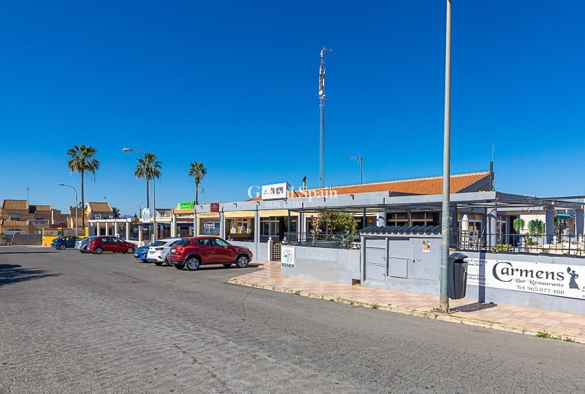 Resale - APARTMENT -
TORREVIEJA - La Siesta - El Salado - Torreta