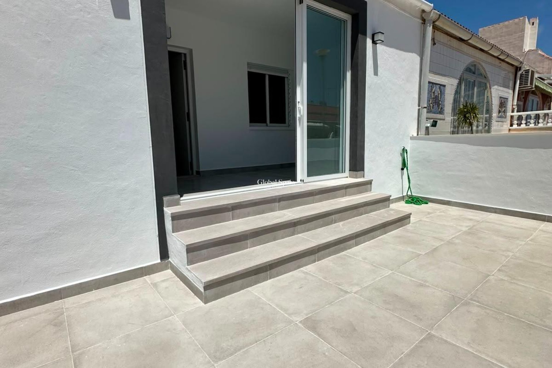 Resale - APARTMENT -
TORREVIEJA - La Siesta - El Salado - Torreta