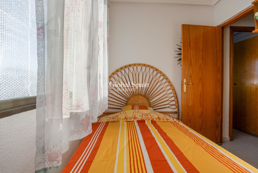Resale - APARTMENT -
TORREVIEJA - La Siesta