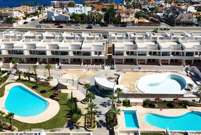 Resale - Apartment -
TORREVIEJA - La veleta