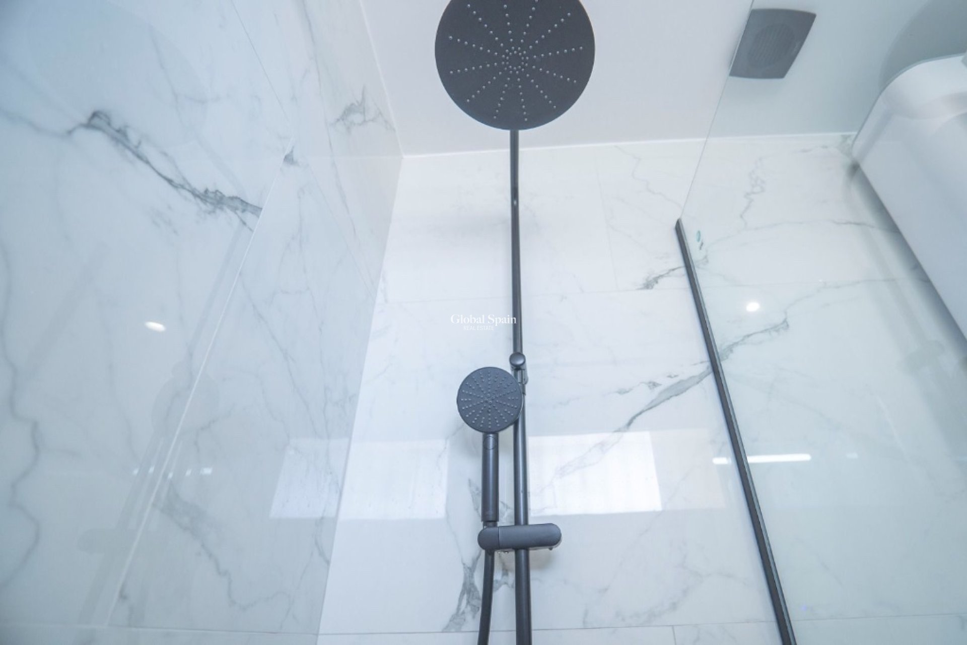 Resale - Apartment -
TORREVIEJA - La Veleta