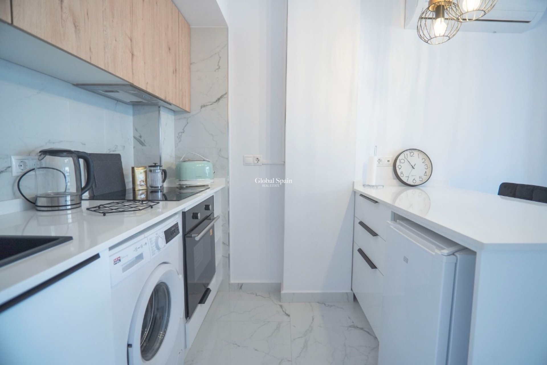 Resale - Apartment -
TORREVIEJA - La Veleta