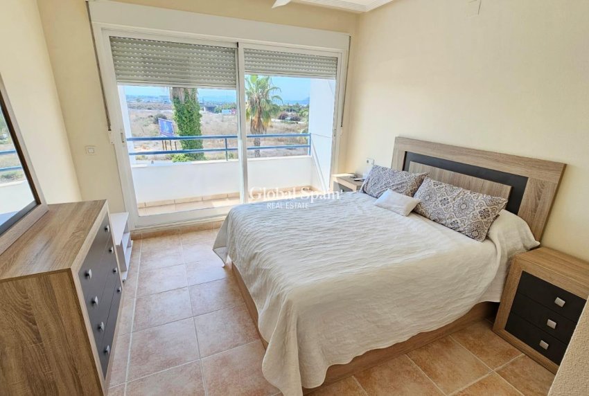 Resale - APARTMENT -
TORREVIEJA - La Veleta