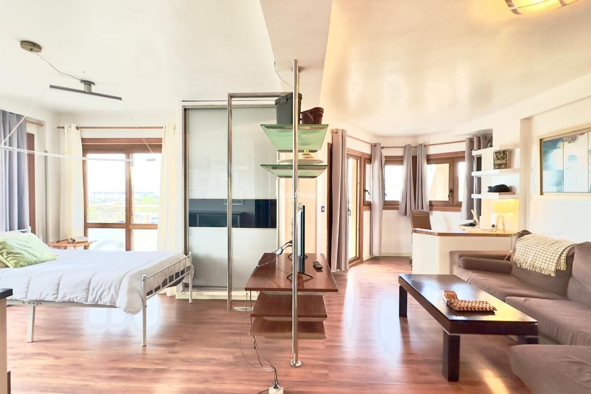 Resale - APARTMENT -
TORREVIEJA - La Veleta