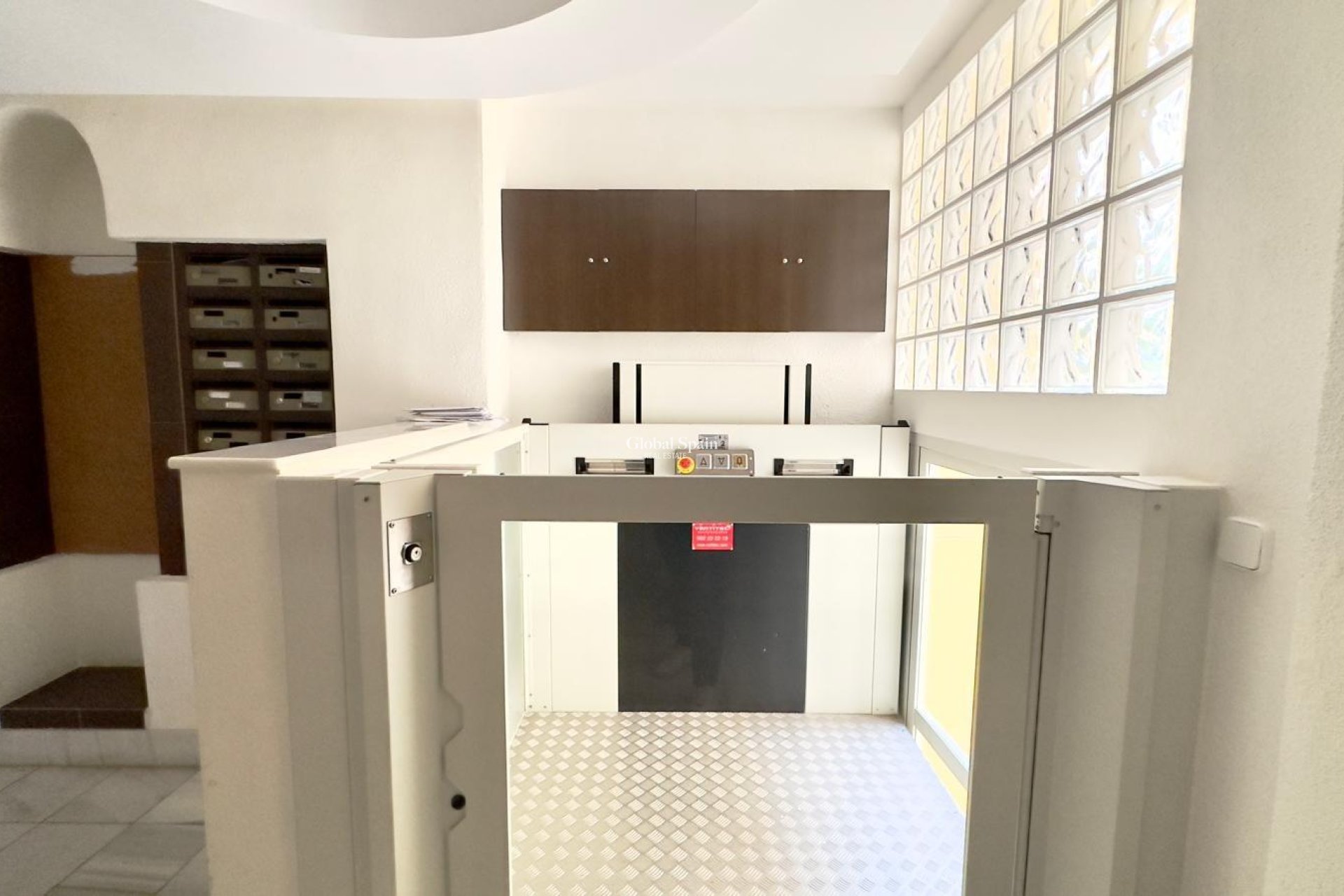 Resale - APARTMENT -
TORREVIEJA - La Veleta