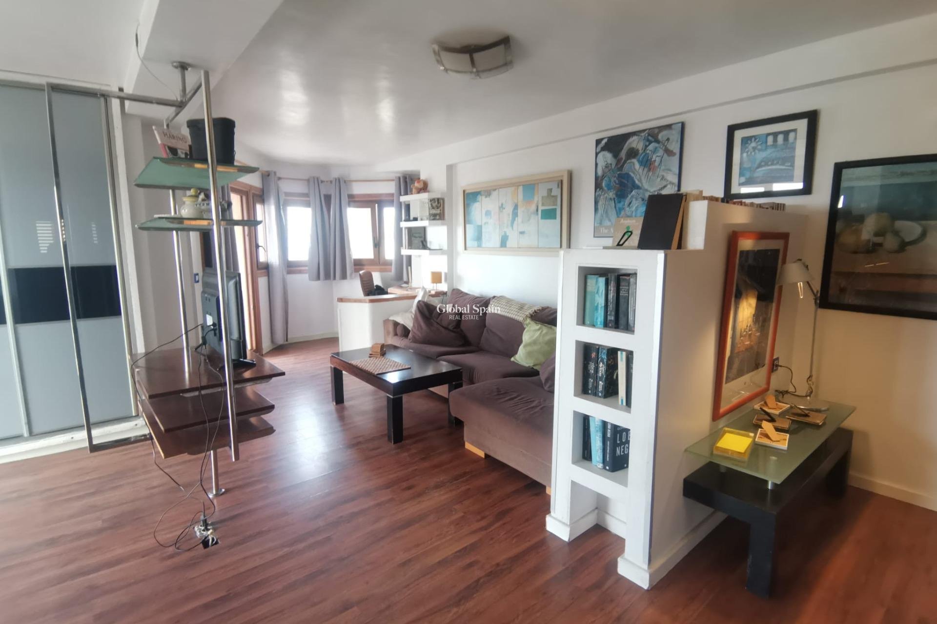 Resale - APARTMENT -
TORREVIEJA - La Veleta