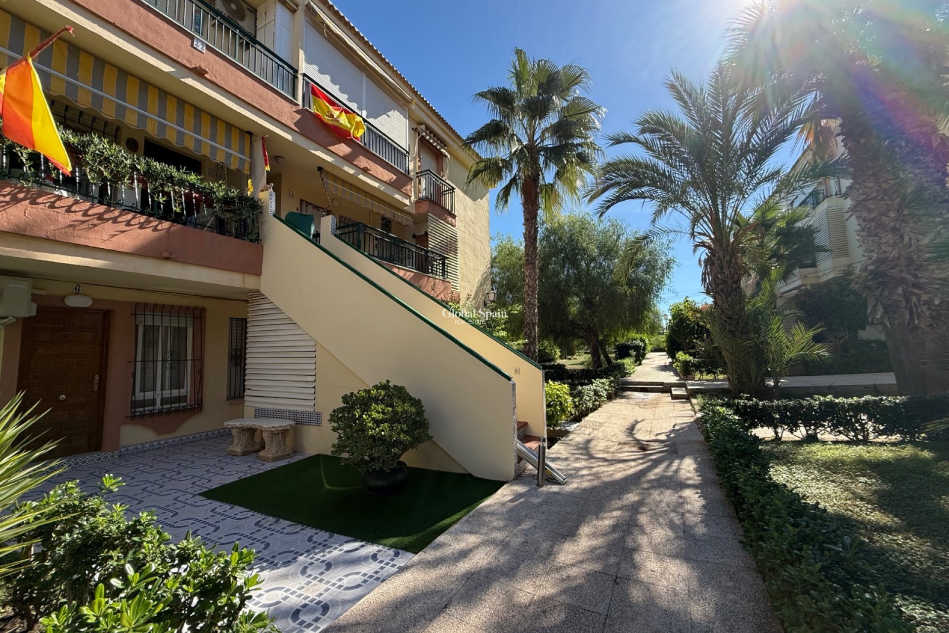 Resale - APARTMENT -
TORREVIEJA - La veleta