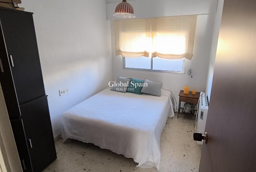 Resale - APARTMENT -
TORREVIEJA - Las Piscinas Naturales