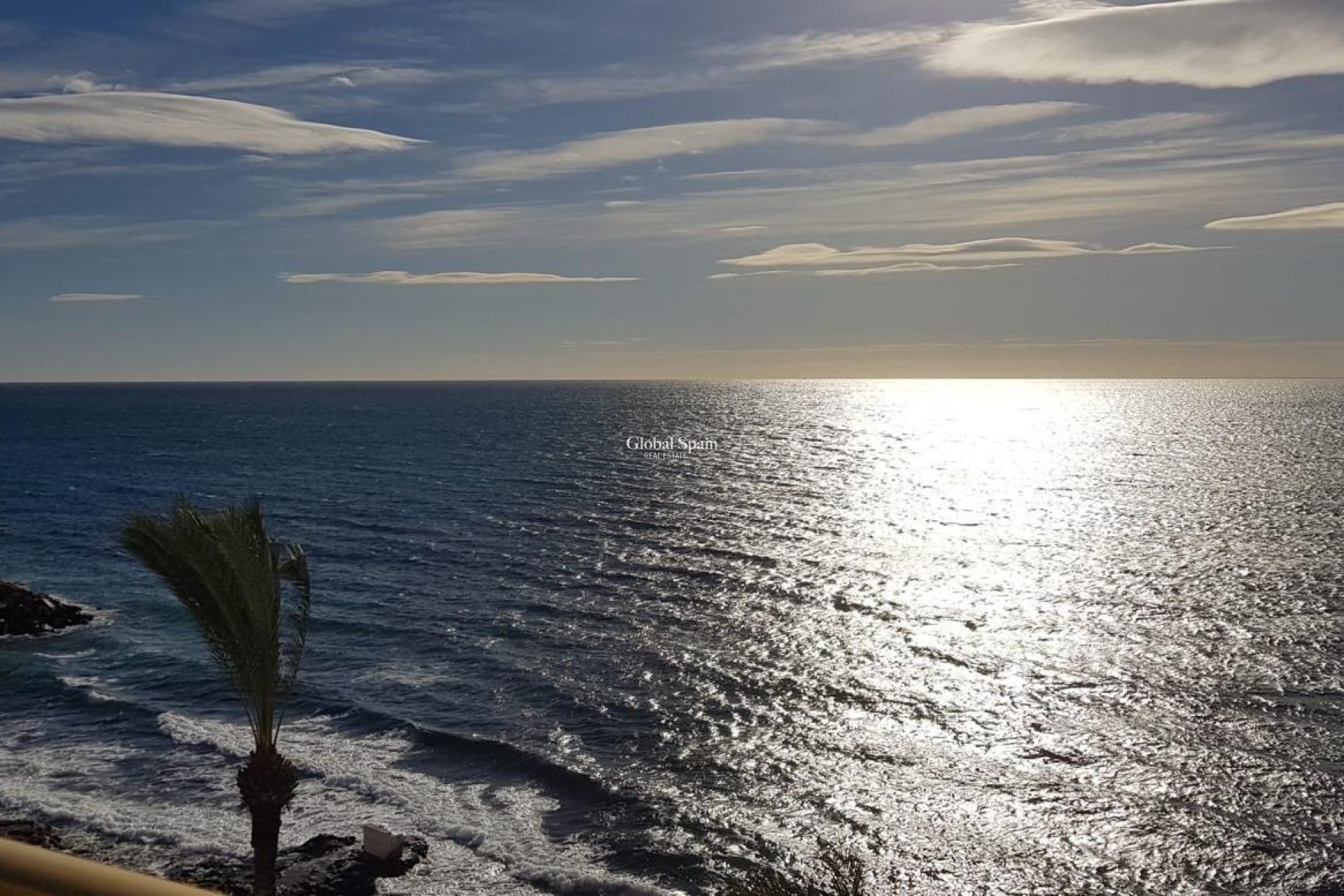 Resale - APARTMENT -
TORREVIEJA - Las Piscinas Naturales