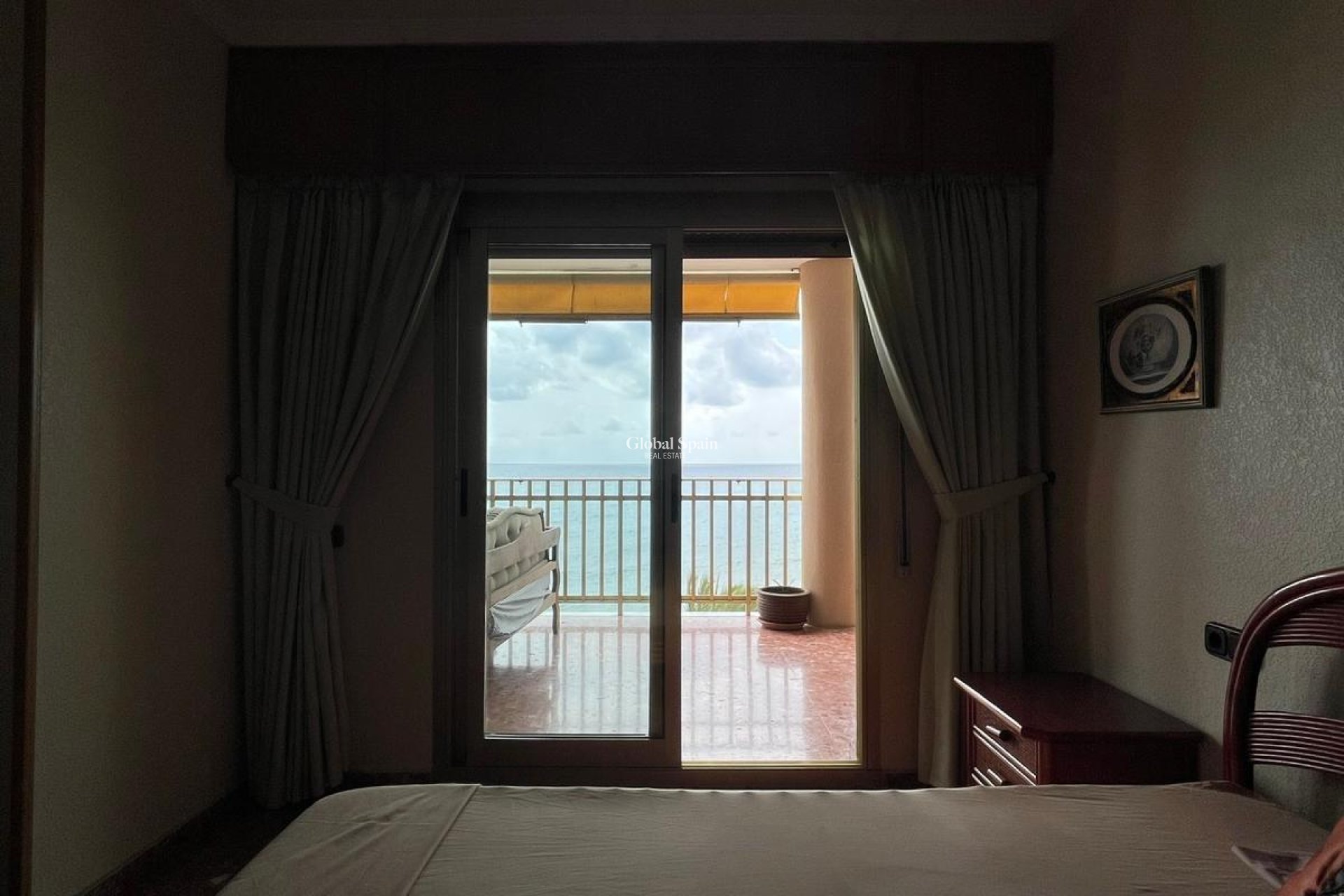 Resale - APARTMENT -
TORREVIEJA - Las Piscinas Naturales