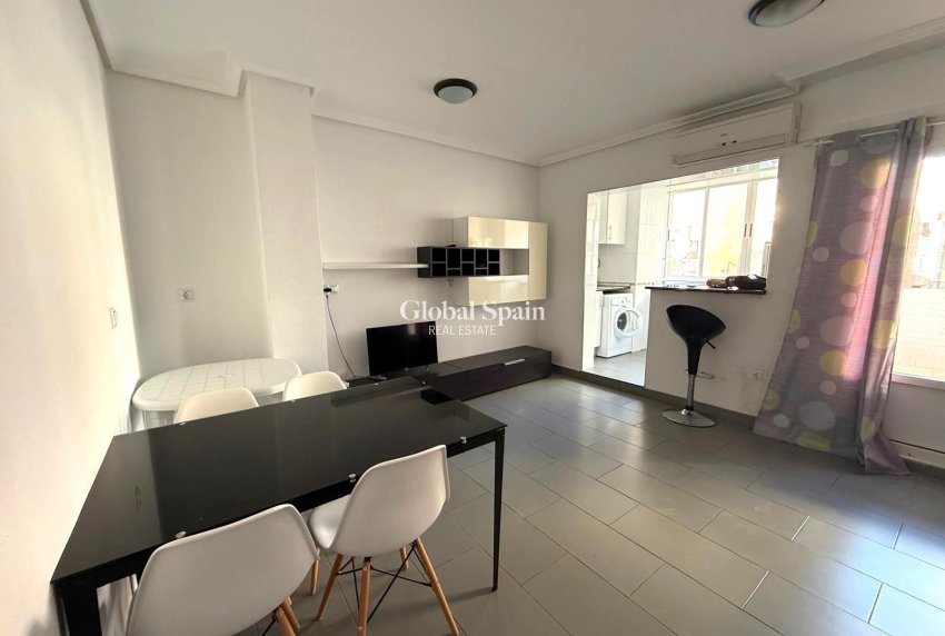 Resale - APARTMENT -
TORREVIEJA - Las Piscinas Naturales