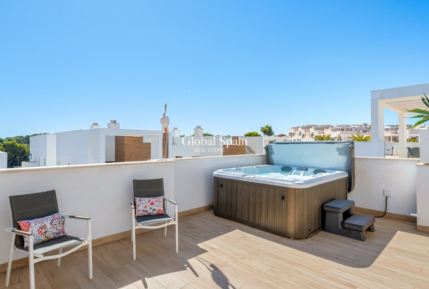 Resale - APARTMENT -
TORREVIEJA - Los Balcones - Los Altos del Edén