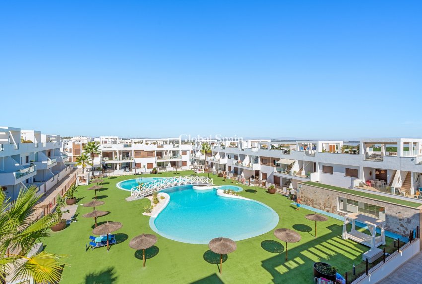 Resale - APARTMENT -
TORREVIEJA - Los Balcones - Los Altos del Edén