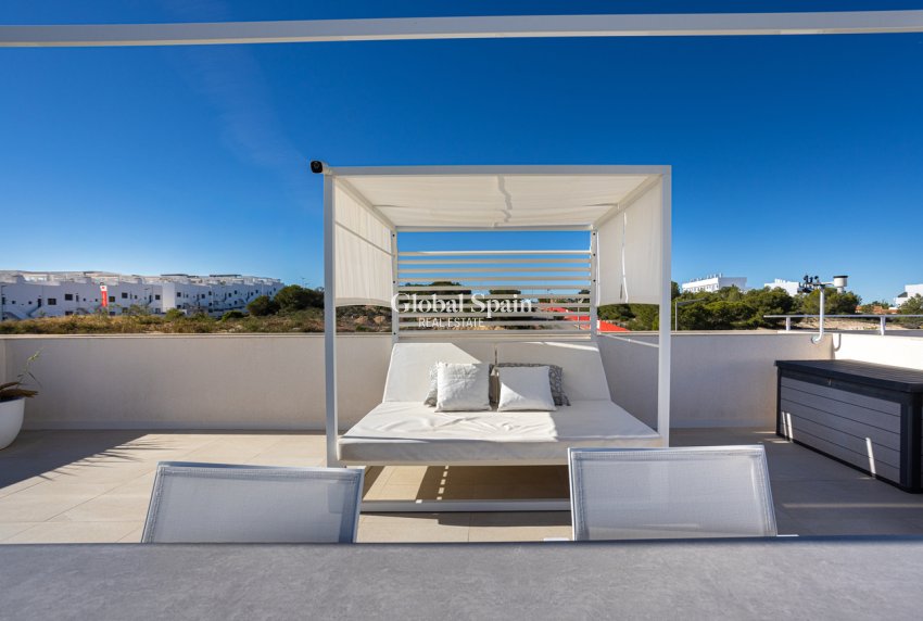 Resale - APARTMENT -
TORREVIEJA - LOS BALCONES - LOS ALTOS