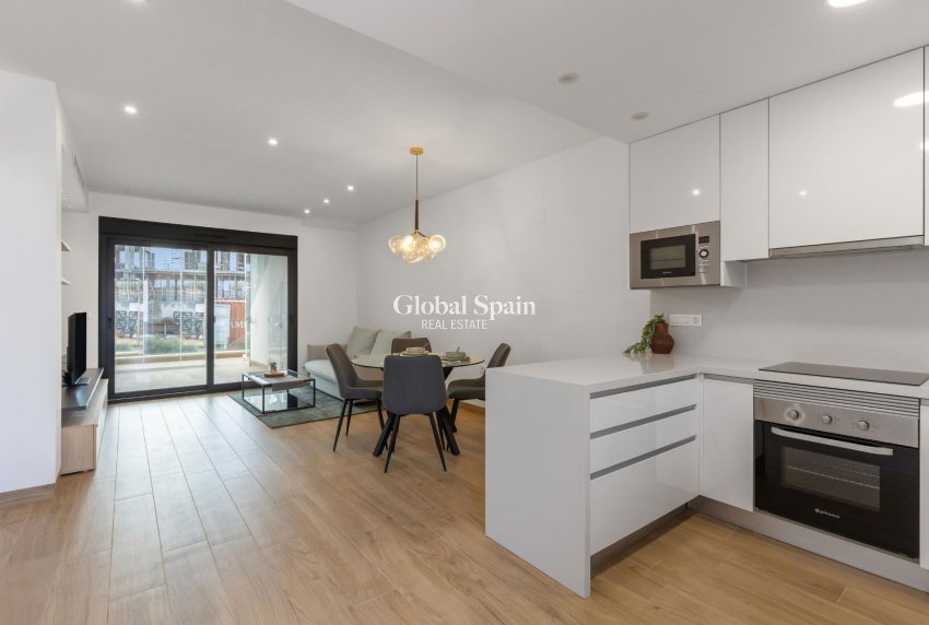 Resale - APARTMENT -
TORREVIEJA - LOS BALCONES - LOS ALTOS