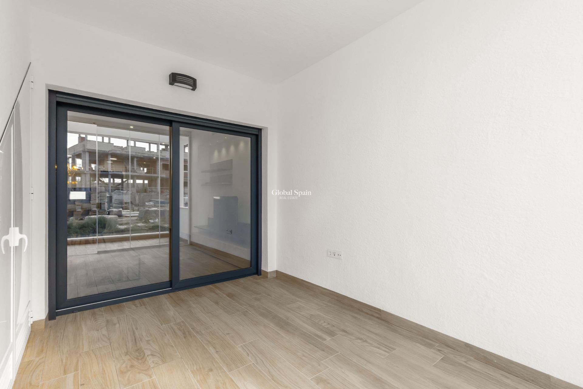 Resale - APARTMENT -
TORREVIEJA - LOS BALCONES - LOS ALTOS