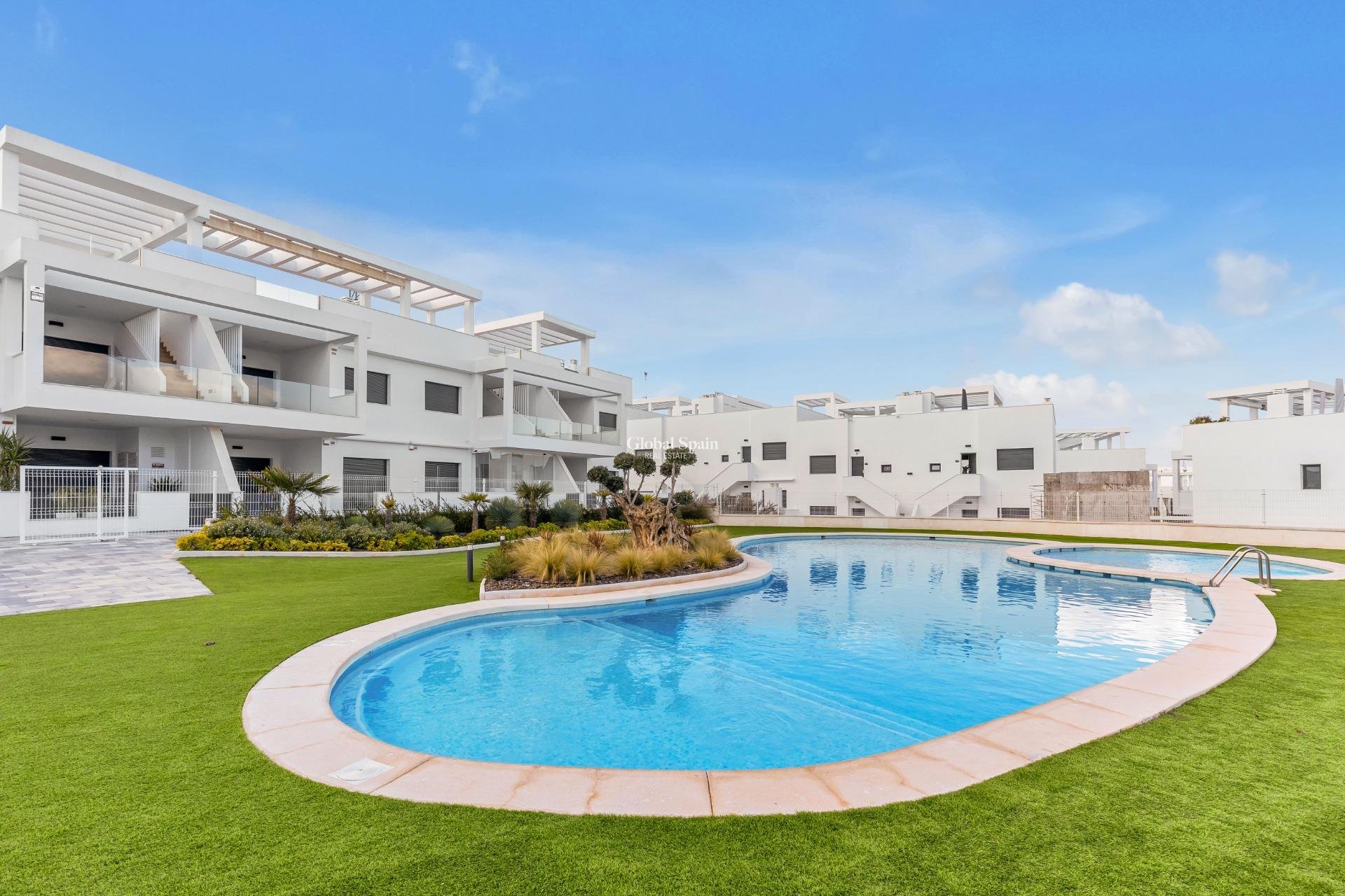 Resale - APARTMENT -
TORREVIEJA - LOS BALCONES - LOS ALTOS
