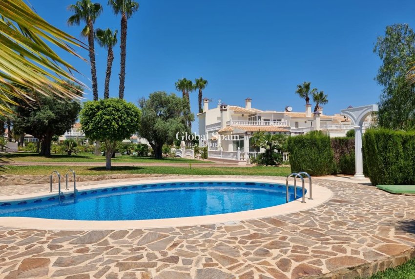 Resale - APARTMENT -
TORREVIEJA - LOS BALCONES - LOS ALTOS