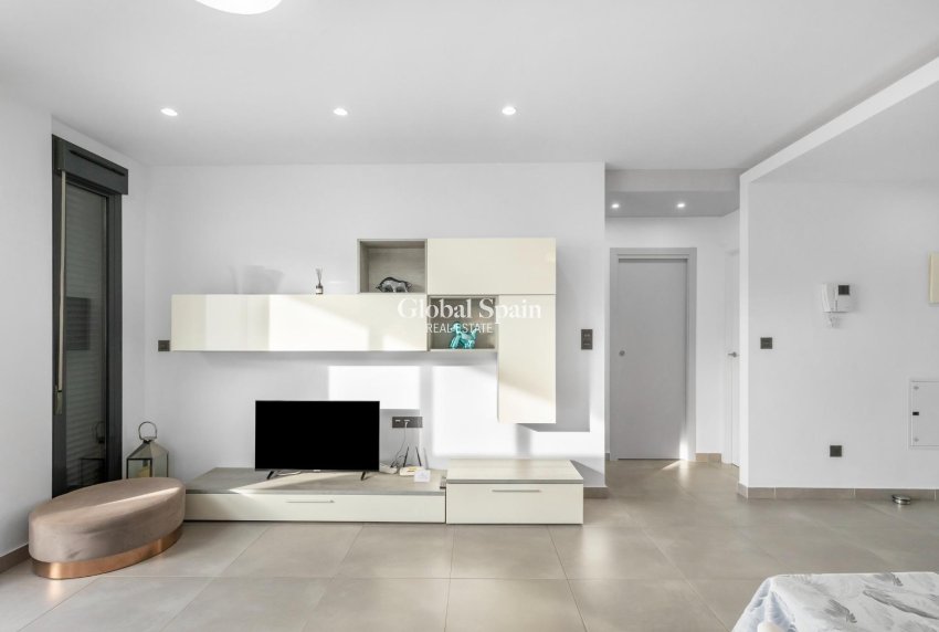 Resale - APARTMENT -
TORREVIEJA - LOS BALCONES - LOS ALTOS