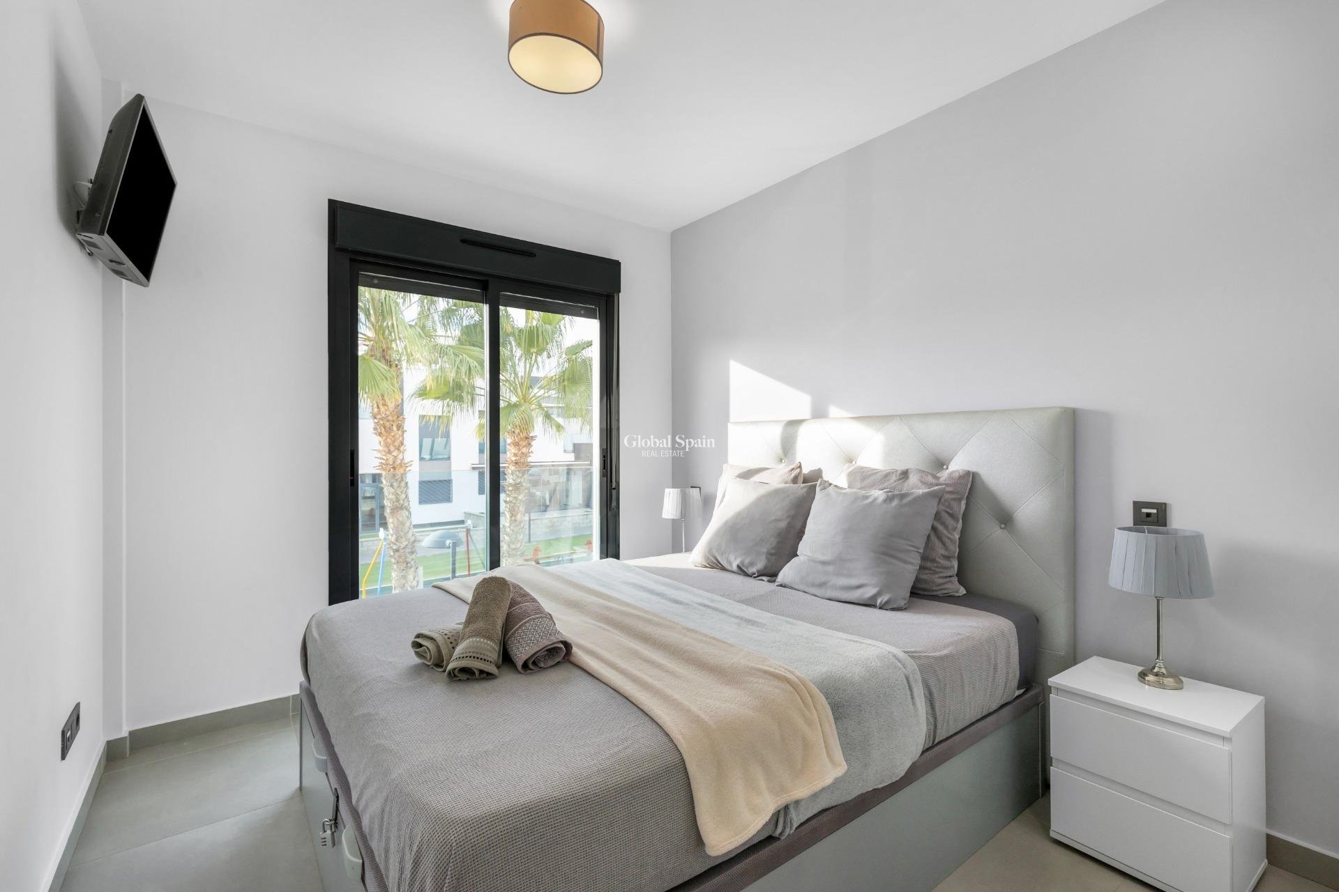 Resale - APARTMENT -
TORREVIEJA - LOS BALCONES - LOS ALTOS