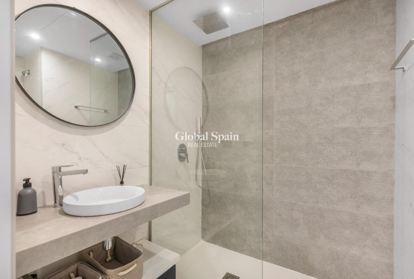 Resale - APARTMENT -
TORREVIEJA - LOS BALCONES - LOS ALTOS