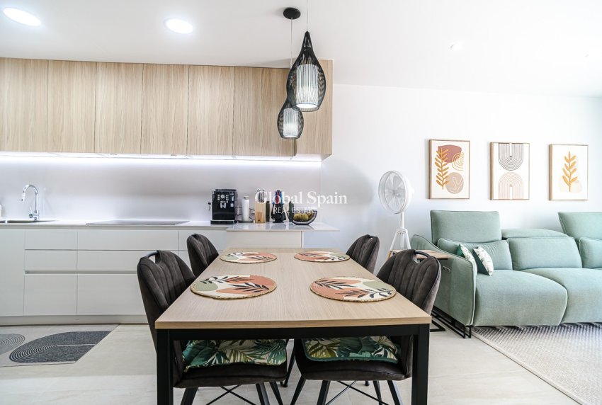 Resale - APARTMENT -
TORREVIEJA - LOS BALCONES - LOS ALTOS