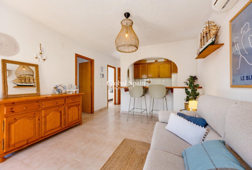 Resale - APARTMENT -
TORREVIEJA - LOS BALCONES - LOS ALTOS