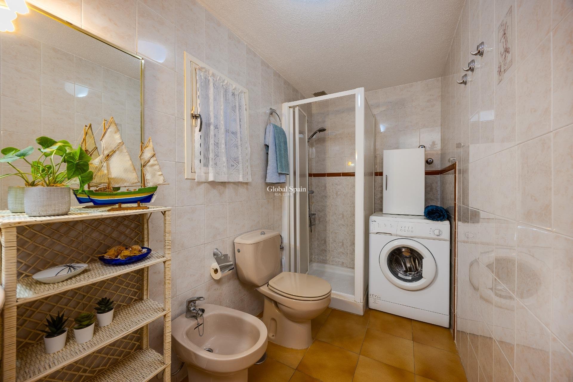 Resale - APARTMENT -
TORREVIEJA - LOS BALCONES - LOS ALTOS