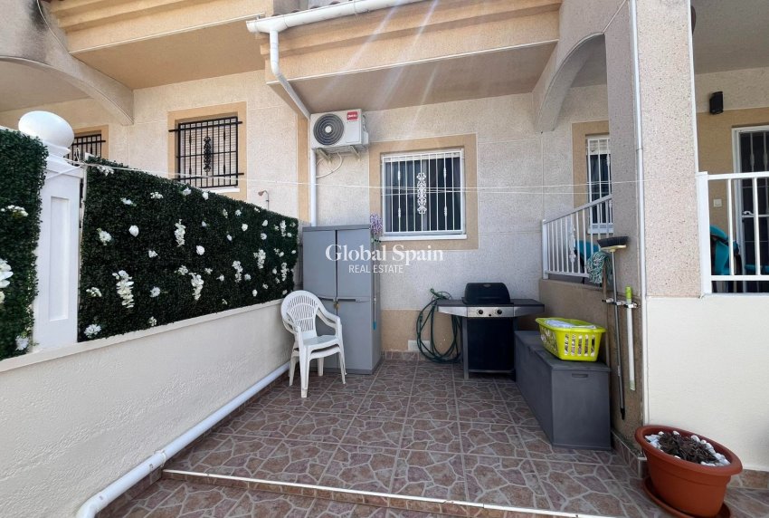 Resale - APARTMENT -
TORREVIEJA - LOS BALCONES - LOS ALTOS