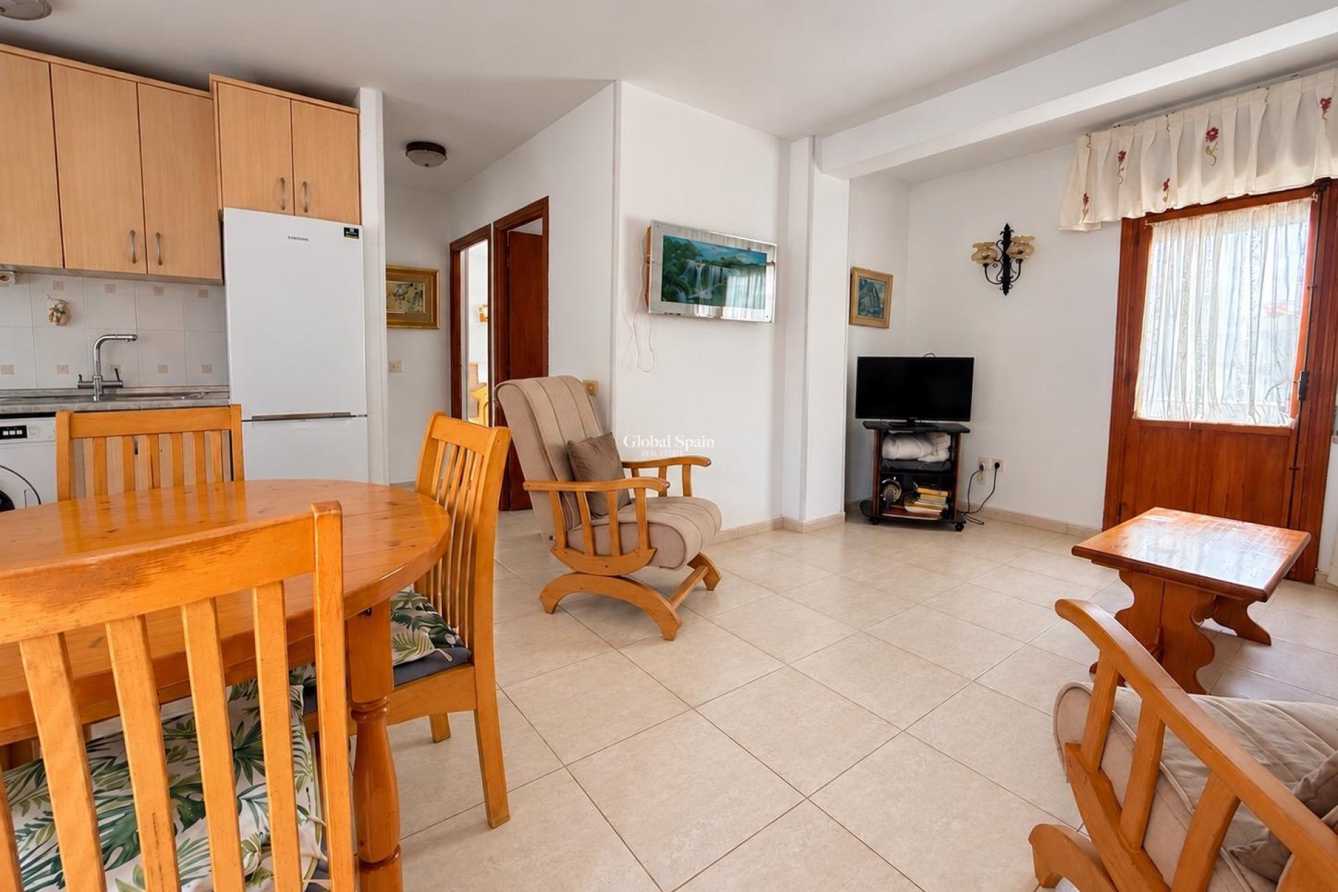 Resale - APARTMENT -
TORREVIEJA - Los Europeos