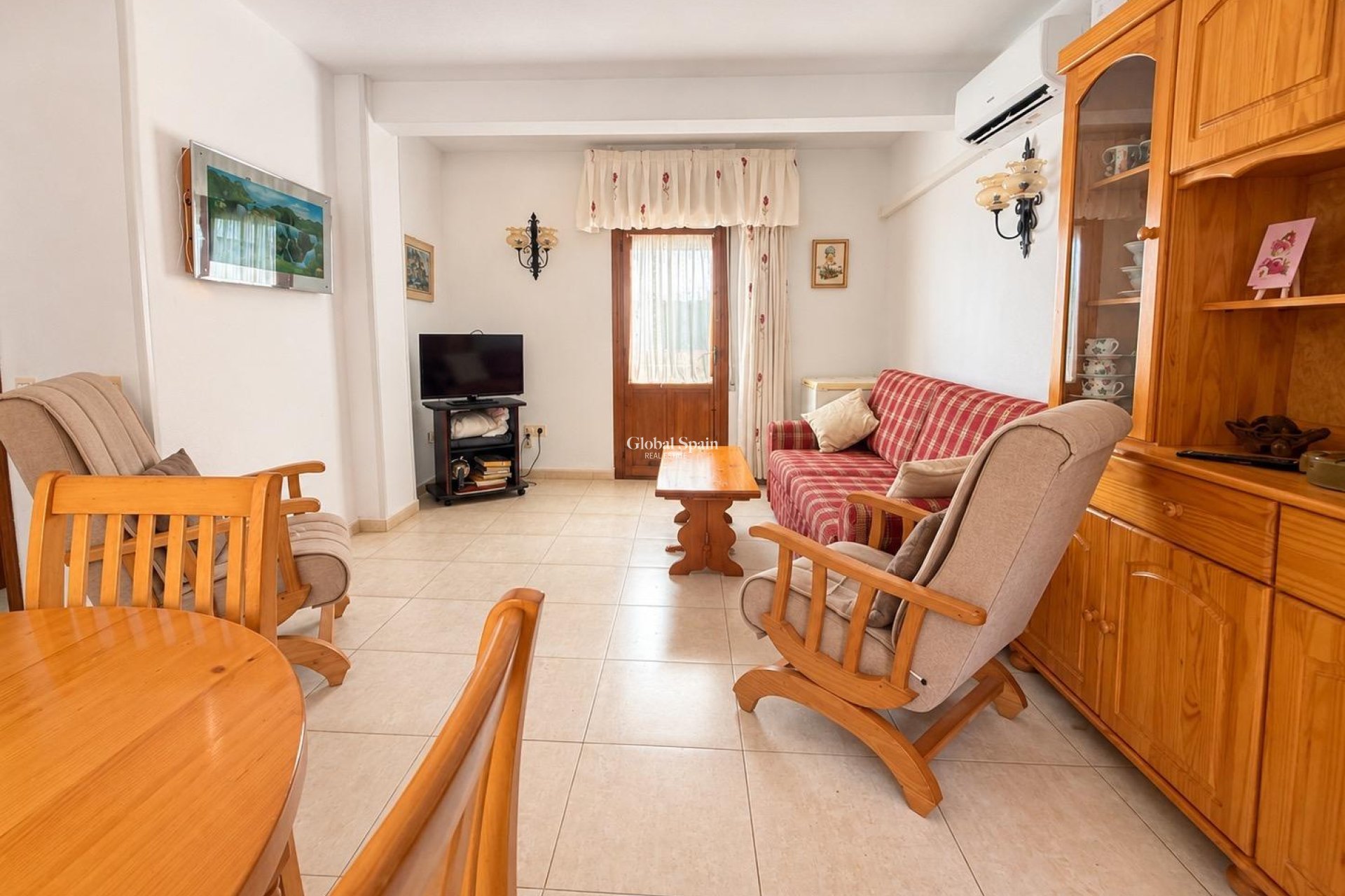 Resale - APARTMENT -
TORREVIEJA - Los Europeos