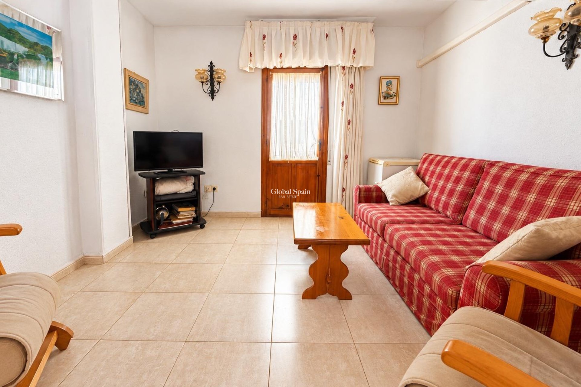 Resale - APARTMENT -
TORREVIEJA - Los Europeos