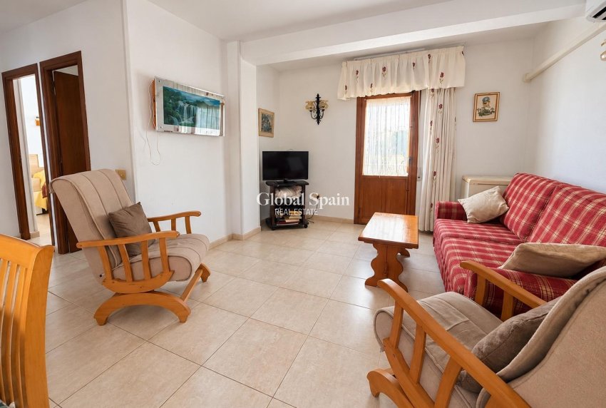 Resale - APARTMENT -
TORREVIEJA - Los Europeos