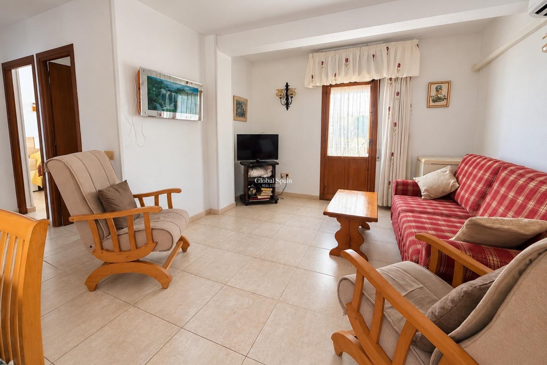 Resale - APARTMENT -
TORREVIEJA - Los Europeos