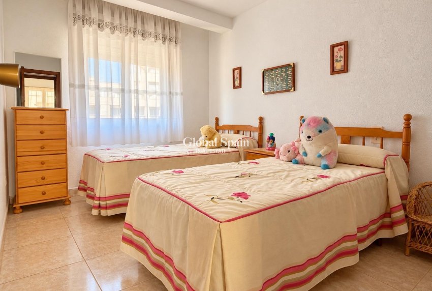 Resale - APARTMENT -
TORREVIEJA - Los Europeos