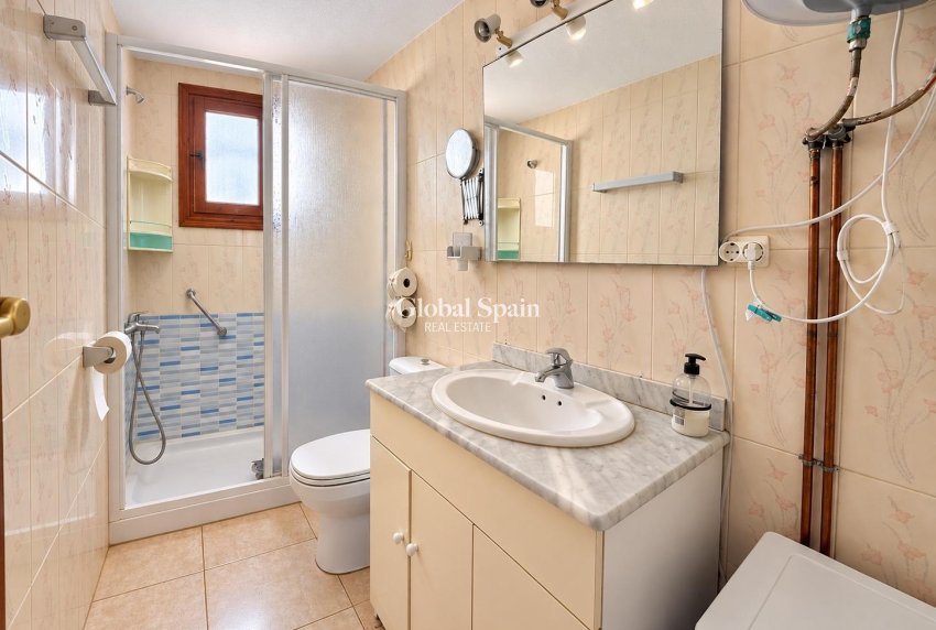 Resale - APARTMENT -
TORREVIEJA - Los Europeos