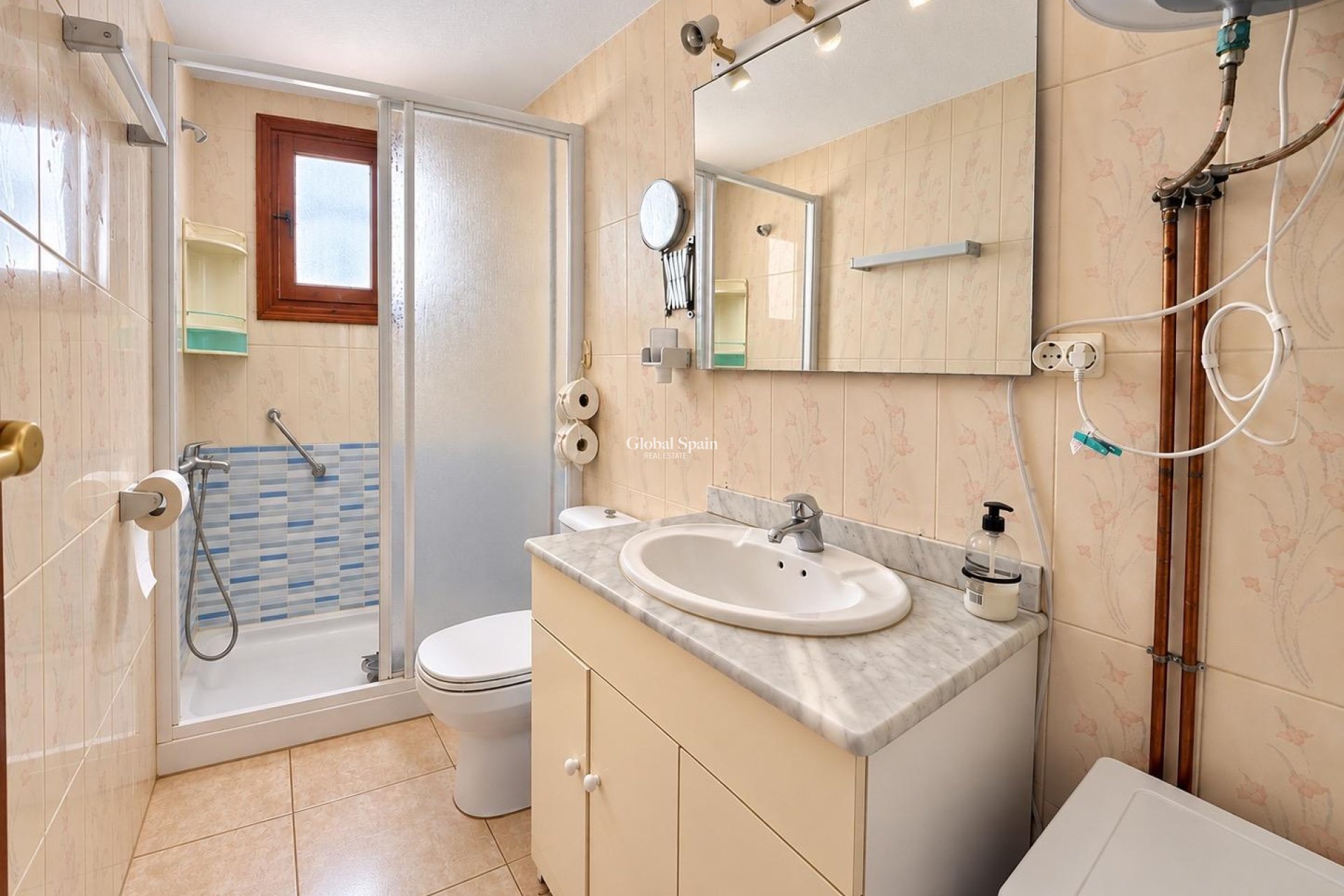Resale - APARTMENT -
TORREVIEJA - Los Europeos
