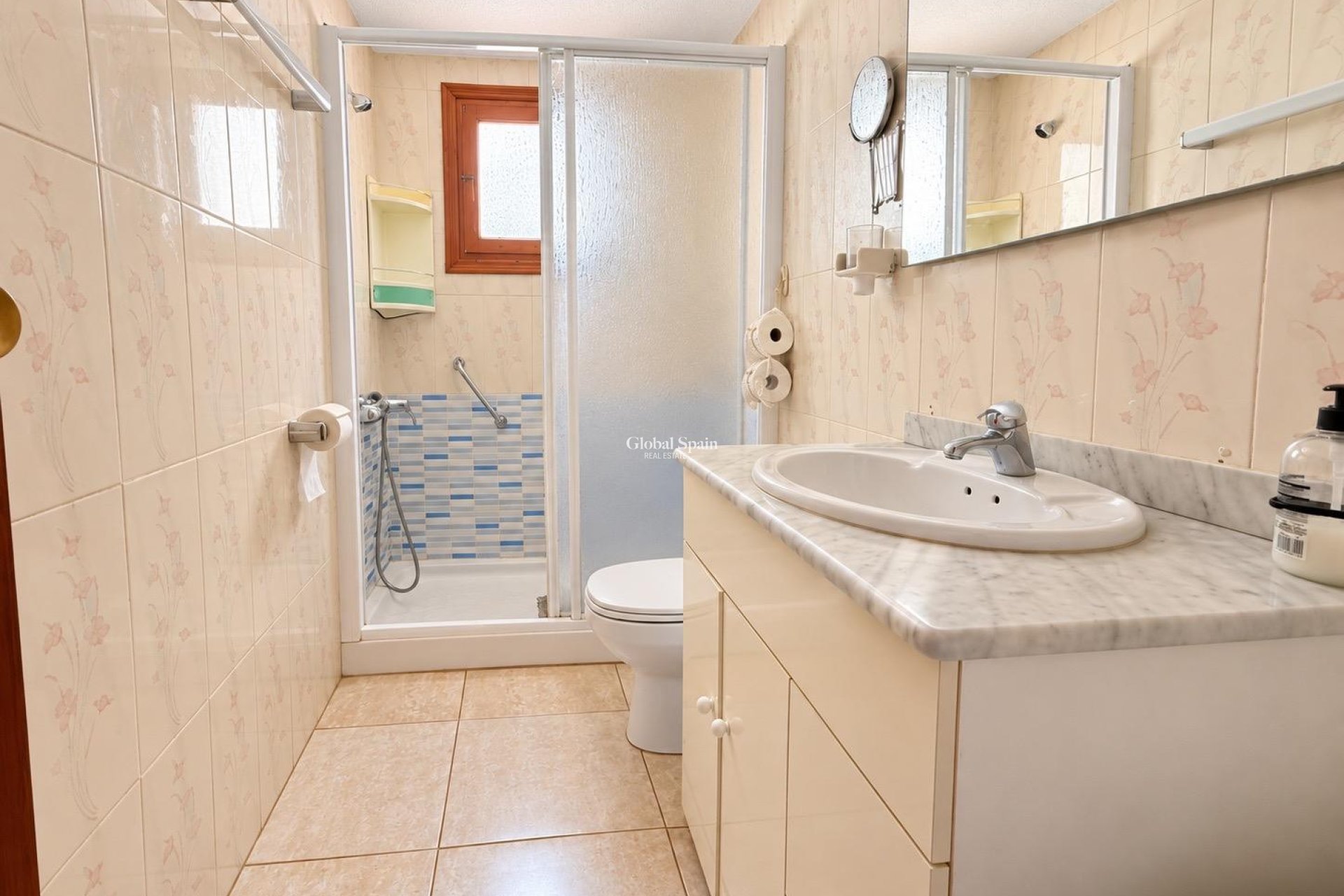 Resale - APARTMENT -
TORREVIEJA - Los Europeos