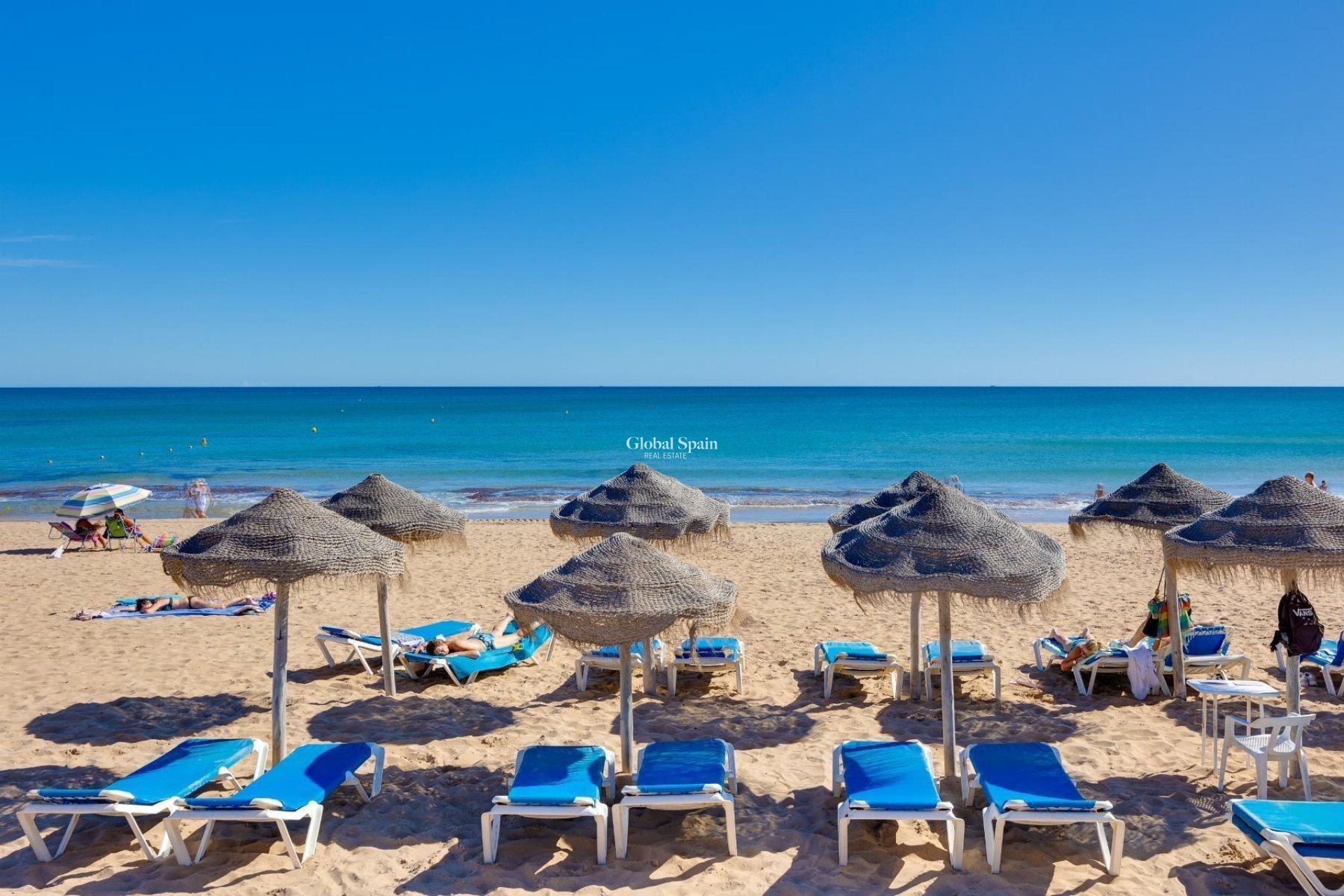 Resale - APARTMENT -
TORREVIEJA - Los Europeos