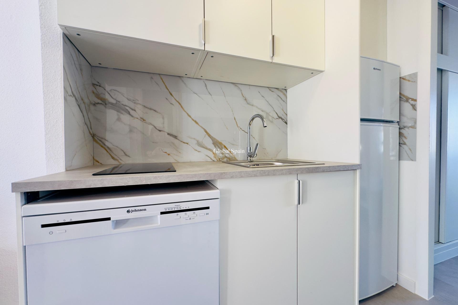 Resale - Apartment -
TORREVIEJA - Los Frutales