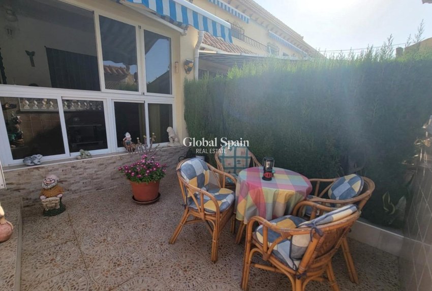 Resale - APARTMENT -
TORREVIEJA - Los Frutales